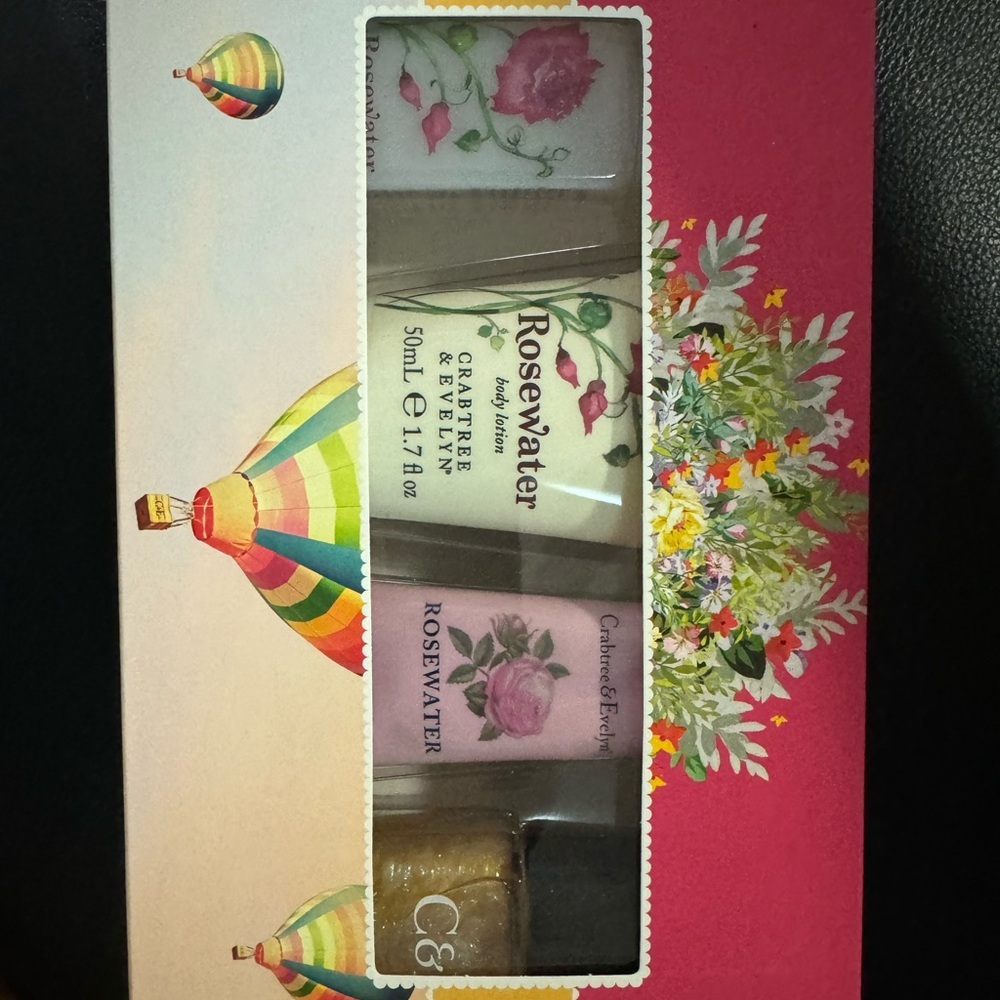 Crabtree & Evelyn Rosewater travel set